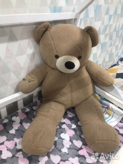 Плюшевый медведь большой