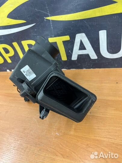 Корпус воздушного фильтра Kia Stinger 1 G6DP