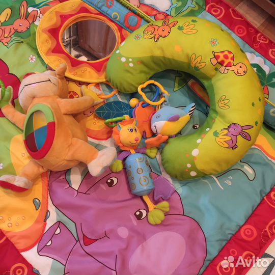 Развивающий коврик tiny love остров поющей обезьян