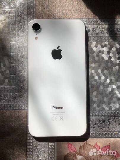 iPhone Xr, 64 ГБ