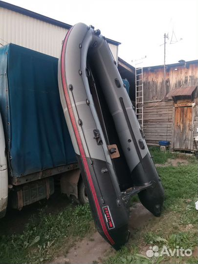 Лодка Спрут 340Т