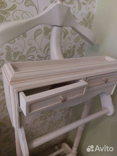 Вешалка напольная