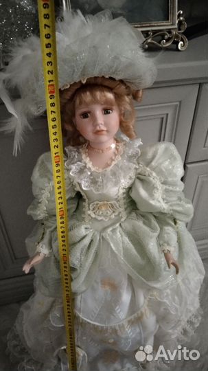 Кукла фарфоровая коллекционная