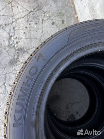 Kumho Crugen Premium KL33 215/60 R17