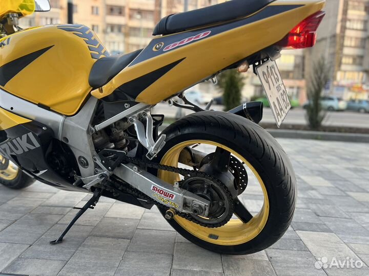 Suzuki GSX600r