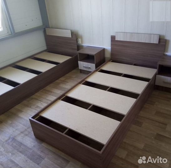 Кровать