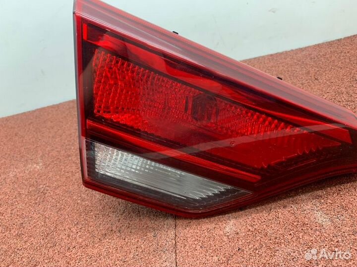 Фонарь в крышку багажника Kia Rio 4 седан 1.4 G4LC