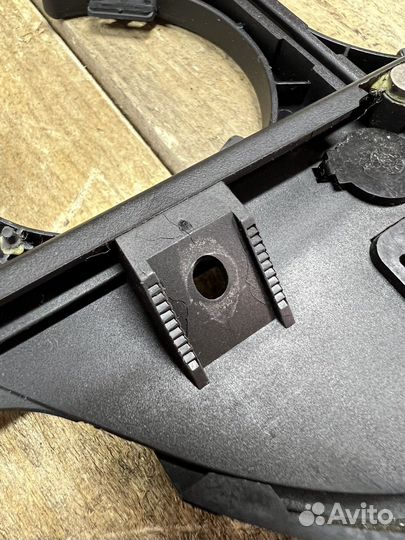 Передний подстаканник BMW E39