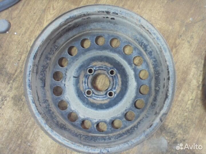 Диск колесный железо R15 в наличии 1 штука
