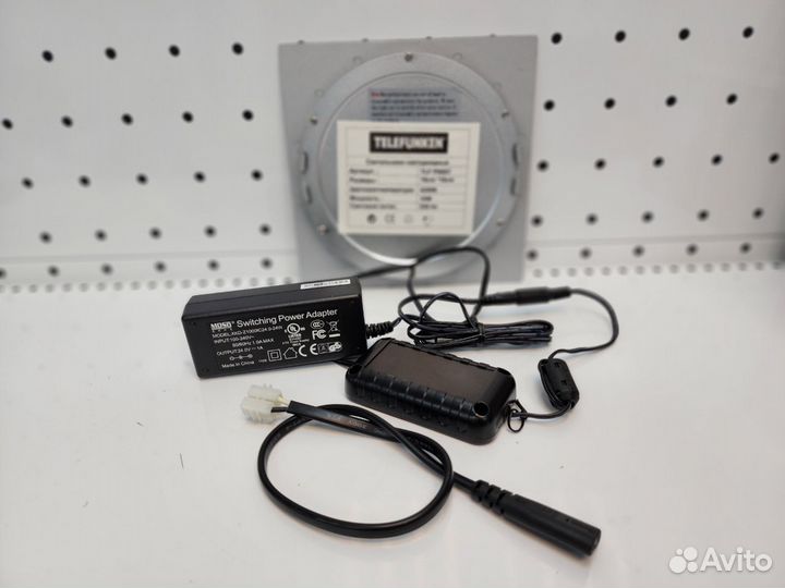 Светильник встраиваемый светодиодный