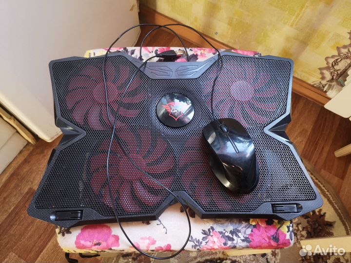 Игровой ноут HP 17-ab200ur на i5 Full HD 17 и SSD