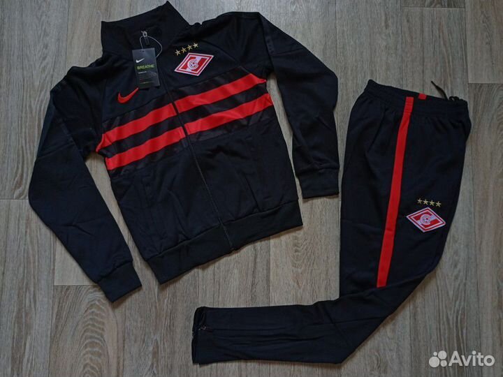 Спортивный костюм, кепка, сумка Спартак