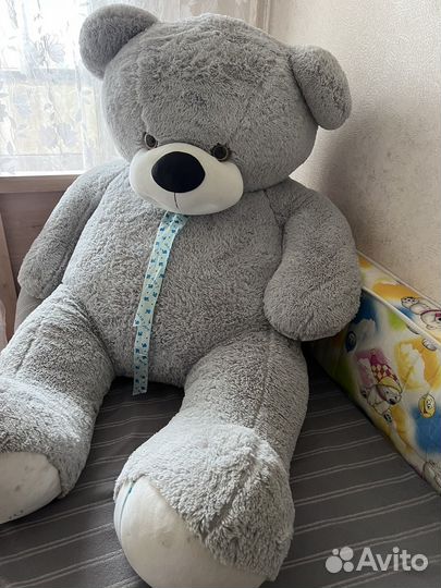 Большие плюшевые медведи