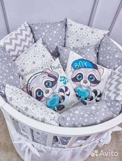 Комплект бортиков в кроватку с одеялом