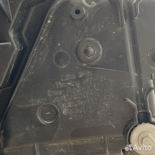 Передняя левая фара Toyota Camry 70 оригинал