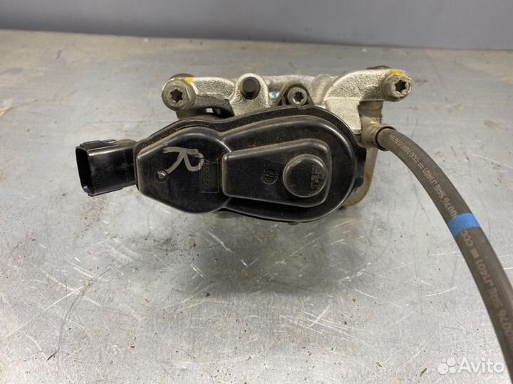 Суппорт тормозной задний левый/правый mazda 3BM