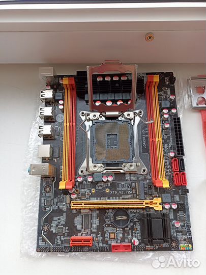 Процессор Xeon 2620 v2