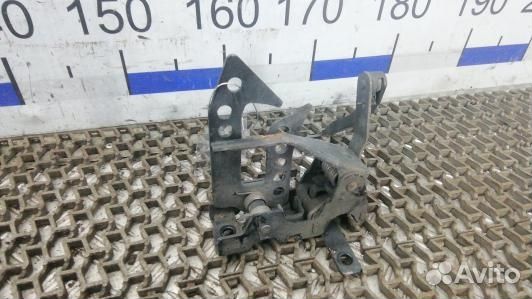 Замок капота mercedes benz S-class W221 (UML08VR01