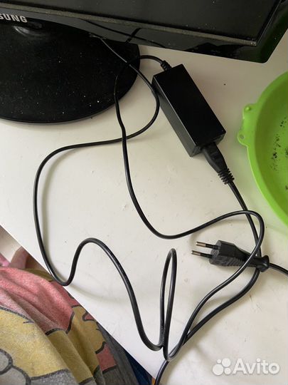 Монитор Samsung