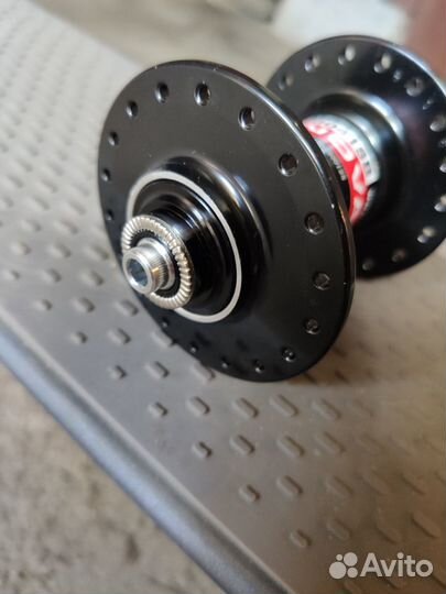 Novateс D041SB втулка 36 Hole перед колесо красная