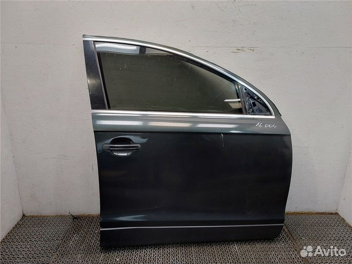 Молдинг стекла Audi Q7, 2007