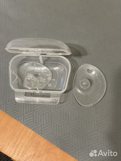 Накладки на грудь medela