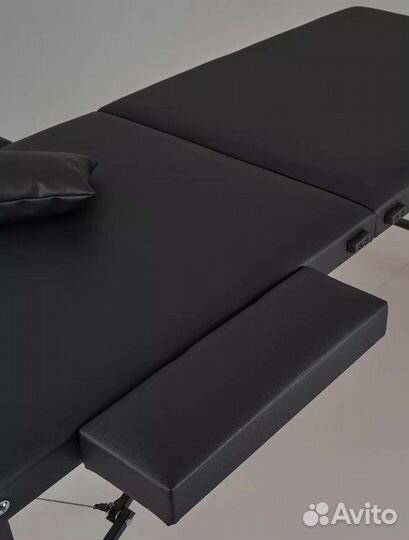 Массажная кушетка