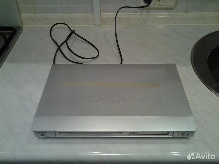 DVD-проигрыватель BBK DV911SM