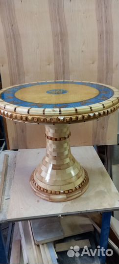 Журнальный столик