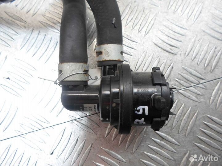 Насос водяной (помпа) Lexus NX300h AYZ1 0641001301