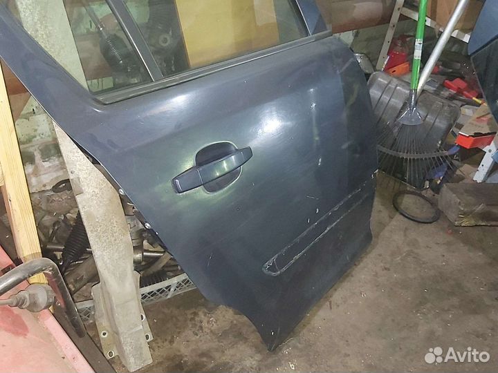 Дверь задняя правая Opel Corsa D