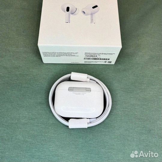 AirPods Pro 2: Погружение в мир звука