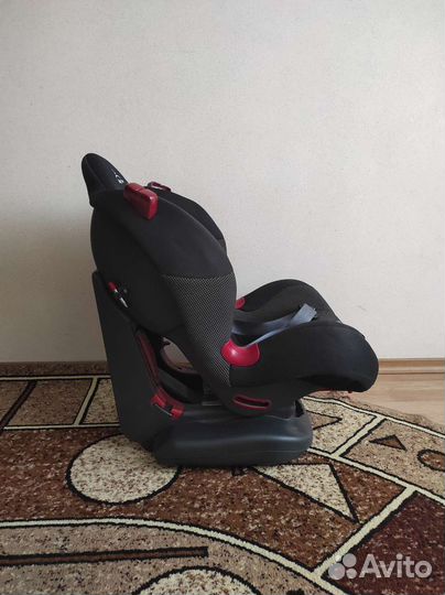 Детское автокресло baby care