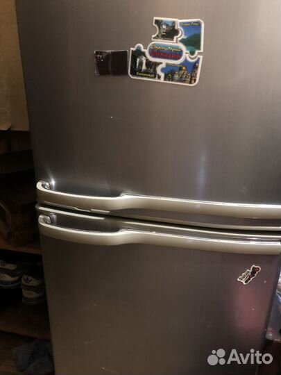 Холодильник двухдверный samsung