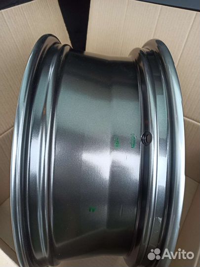 Один новый оригинальный диск Toyota Rav-4 RAV R19