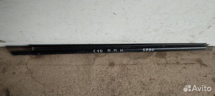 Молдинг стекла передний правый Тагаз C10 2011-2014