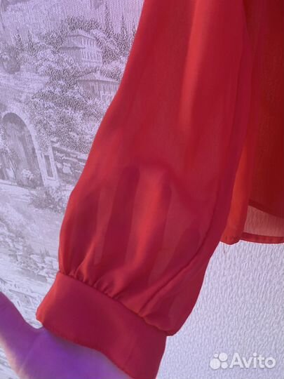 Блузка красная S