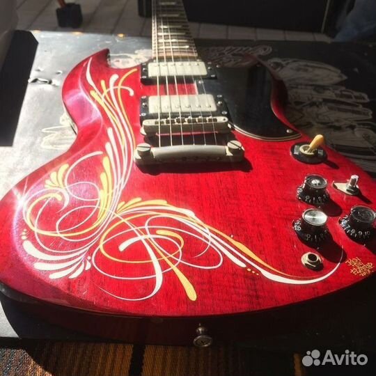 Гитара ручной работы (роспись гитар)