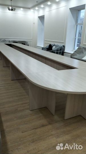 Стол для переговоров Офисная мебель