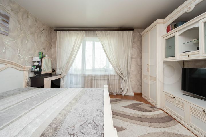 2-к. квартира, 55 м², 4/9 эт.