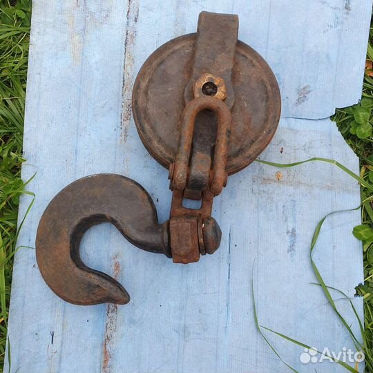 Монтажный Блок с крюком 15т от маз 537