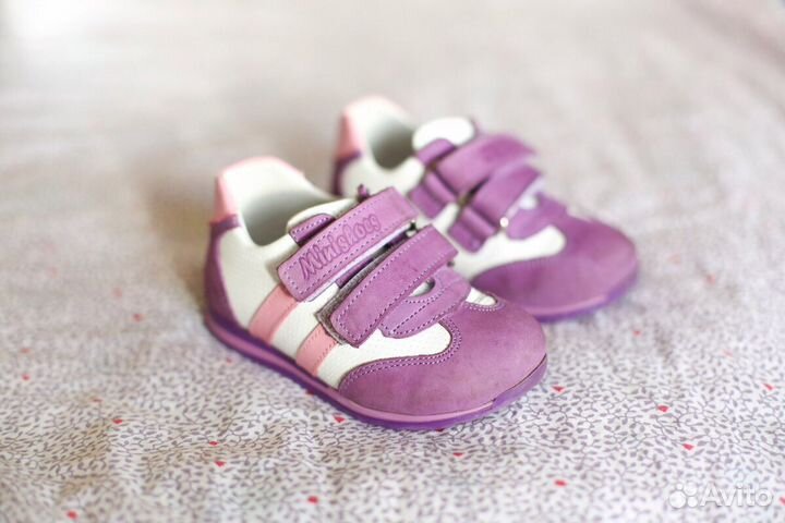 Продам кроссовки Minishoes