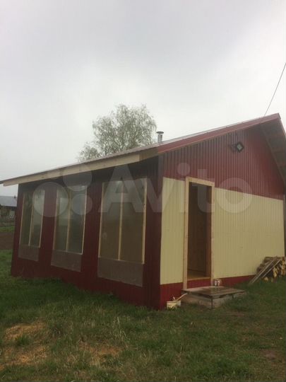 Дом 20 м² на участке 23 сот.