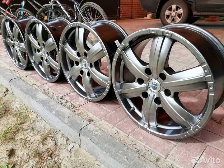 Литые диски R18