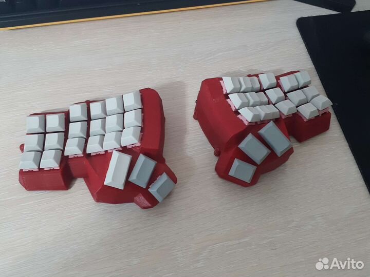Беспроводная сплит клавиатура Dactyl Manuform