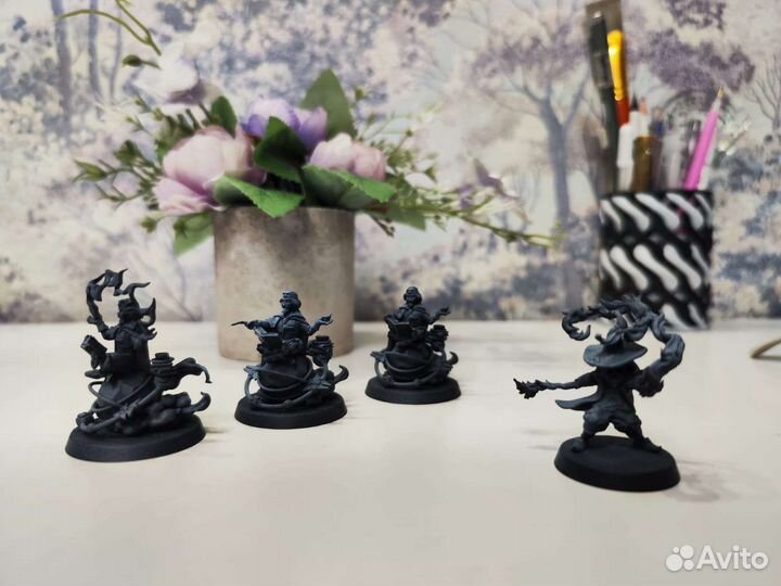 Набор миниатюр. 