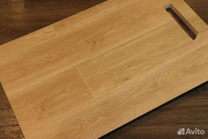 Кварцвиниловая плитка дуб замковая