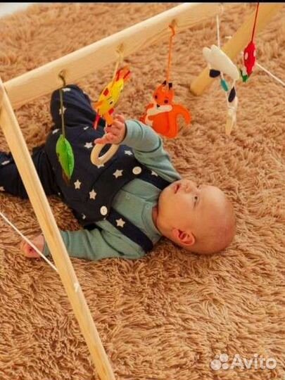 Тренажер монтессори для малышей с игрушками