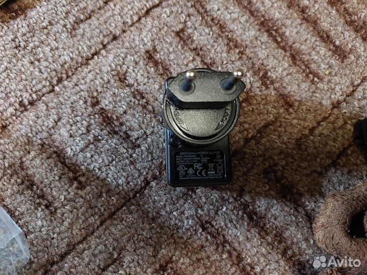 Адаптер питания со сменной вилкой