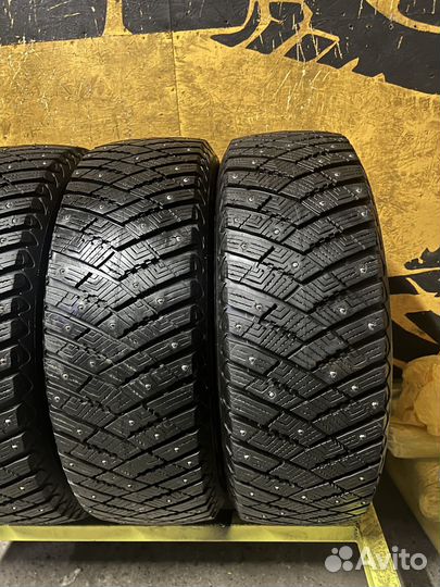 Goodyear UltraGrip Ice Arctic SUV 225/60 R18